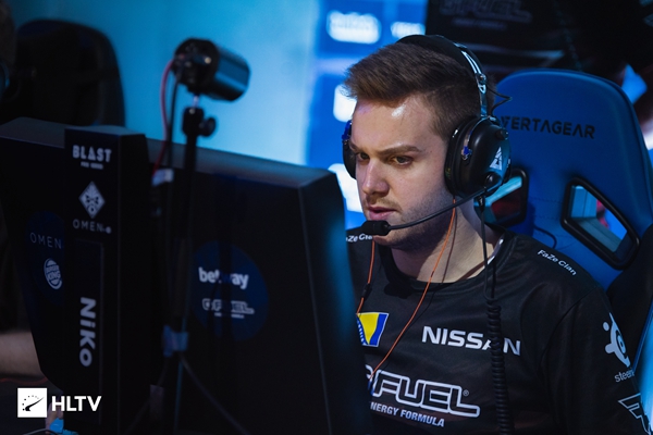 开始追赶！ T1 被迫追赶，保持悬念，将比赛拖入最后一轮！ T1 2-2 G2