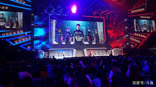 【战报】开门红！LNG战胜HLE取得S11首胜